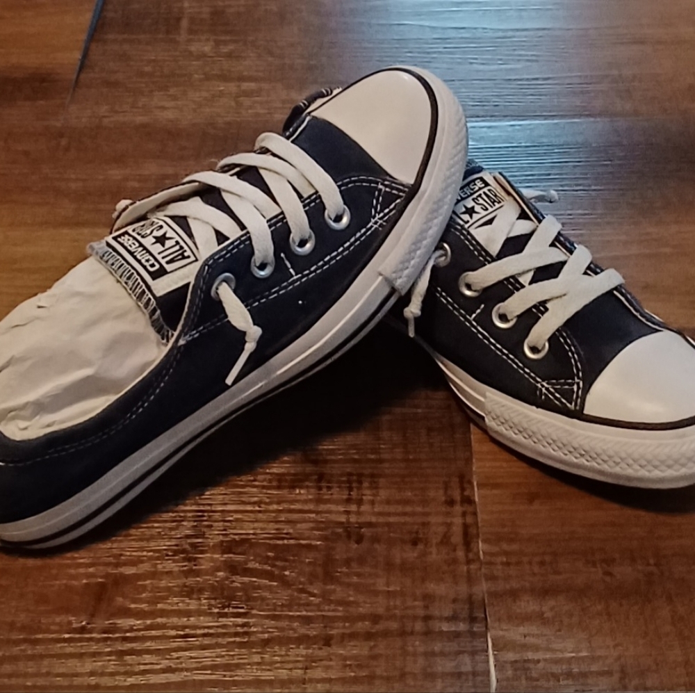 Converse slip ons